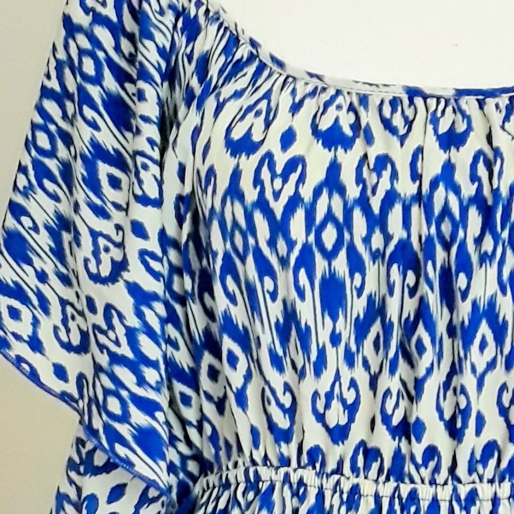 NWOT Beautiful Asymmetrical Dress